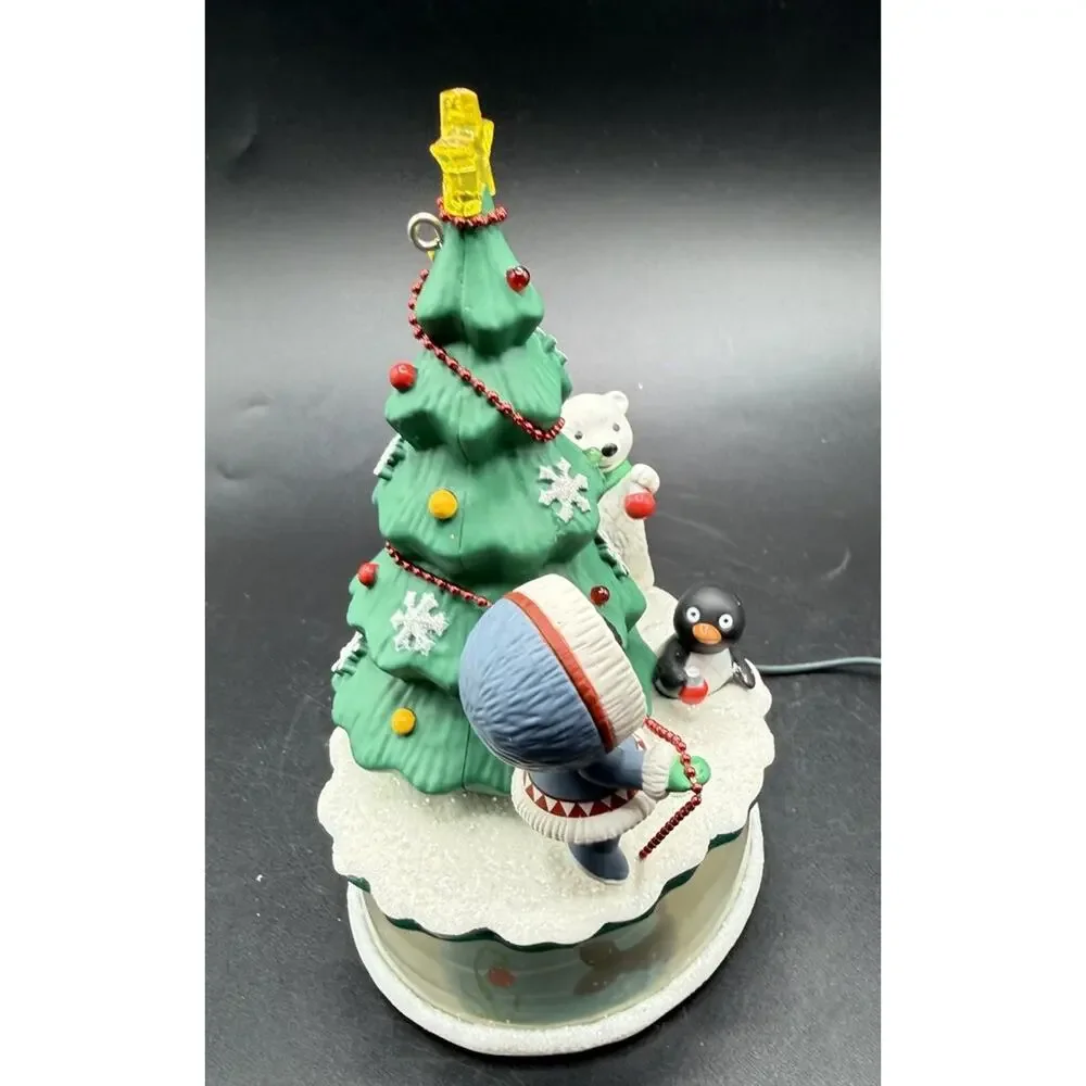 Hallmark Frosty Friends Trimming The Tree Magic Cord Ornament No Box EUC -Lo24